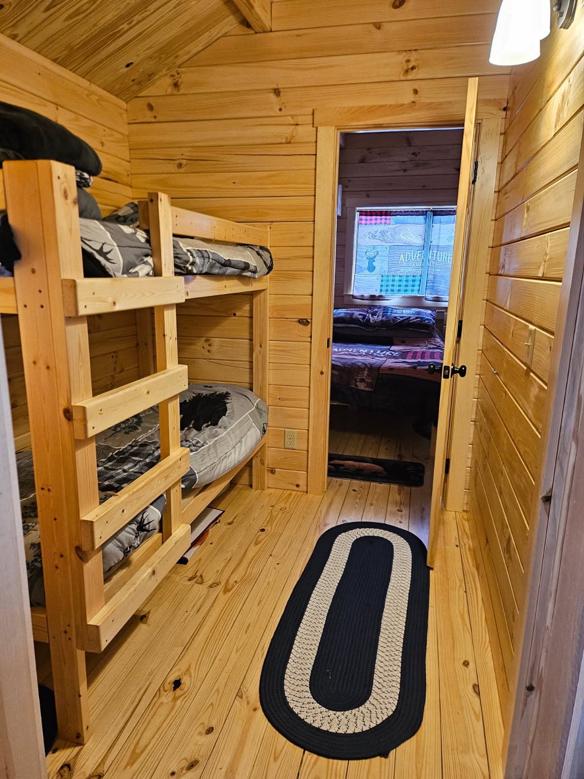 Cozy Cabin Bedrooms 5